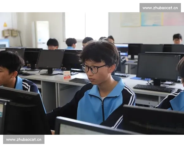 创新编程挑战赛探索：激发年轻人技术潜力，共享编程梦想与未来